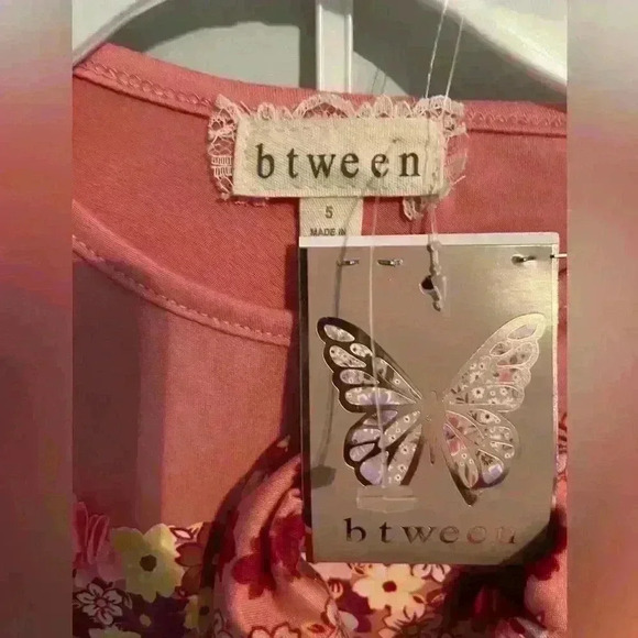 Btween Little Girls Long Sleeve & Bell Bottom Set Size 5 - NWT - Picture 3 of 7